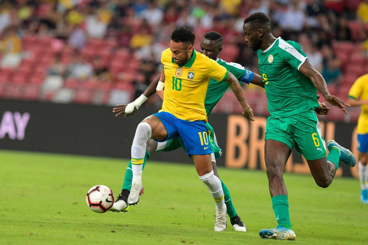 Neymar mờ nhạt, Brazil thoát thua Senegal