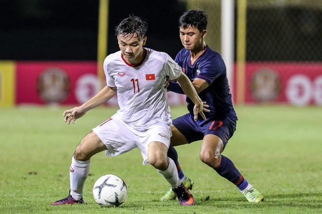 Hạ Thái Lan phút 93, U19 Việt Nam vào chung kết giải tứ hùng