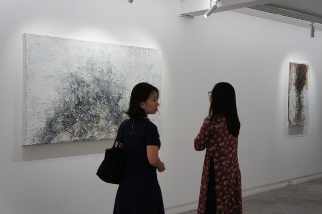 Ha Manh Thang showcases new works at Galerie Quynh