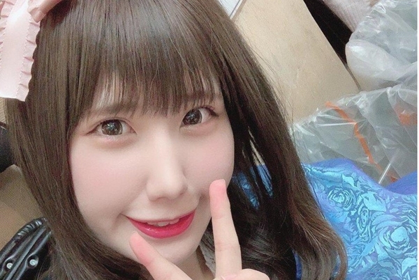 Nữ ca sĩ thần tượng Nhật bị fan cuồng tấn công tình dục