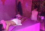 Nữ tiếp viên ở chốn massage 'tới bến' ven Sài Gòn tiết lộ chiêu độc giữ khách