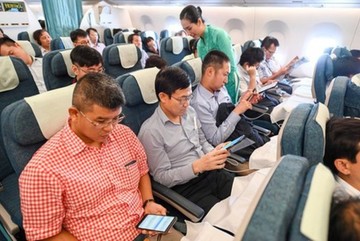 Vietnam Airlines pilots free wifi service for 30 minutes
