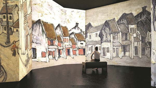 Exhibition shows art of Bui Xuan Phai through latest tech