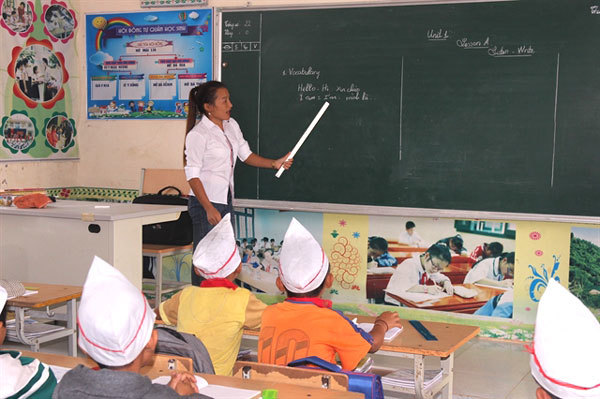 Downsizing plan causes teacher shortages