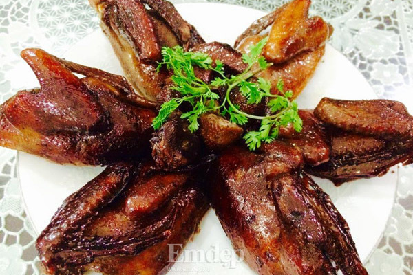 Vietnamese food: Roasted birds