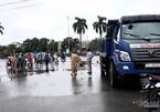 Va chạm với xe tải, nữ nhân viên tiếp thị bia ở Quảng Trị tử vong