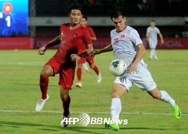 Báo Hàn: Tuyển Việt Nam phá dớp, giấc mơ World Cup lên cao