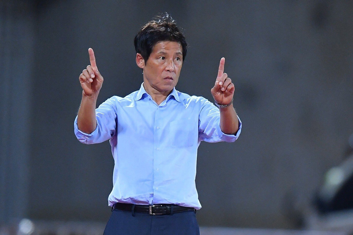 Thắng đẹp UAE, Thái Lan chưa vội nghĩ về Việt Nam