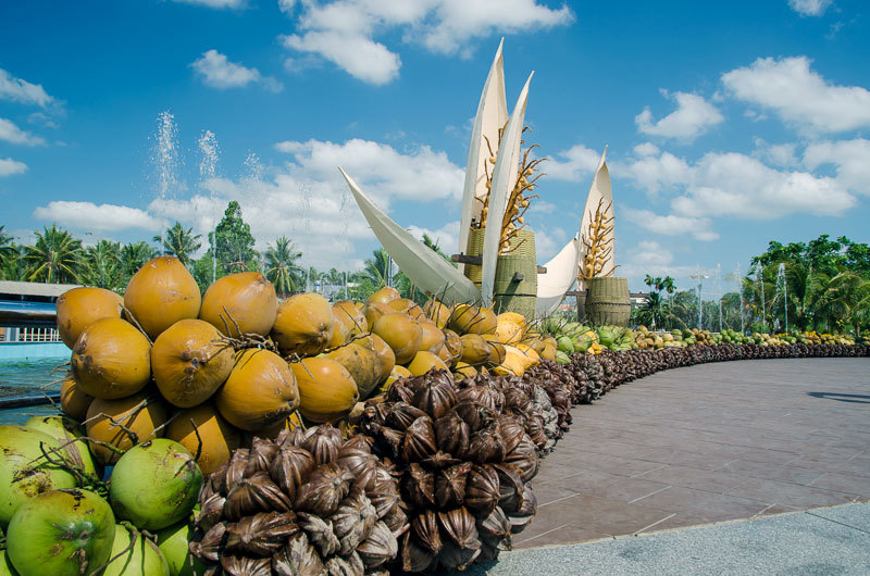 Tháng 11 ghé thăm Bến Tre hoà mình vào Lễ hội dừa 2019.