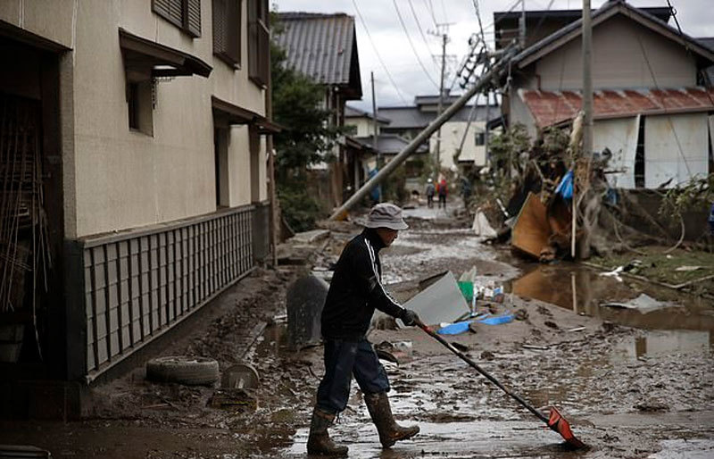 Siêu bão gây thiệt hại khủng khiếp cho Nhật, số người chết tăng vọt