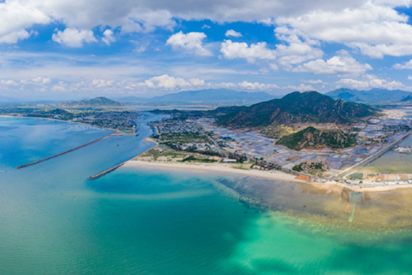 Ninh Chữ - thiên đường trải nghiệm gió và biển không đâu có