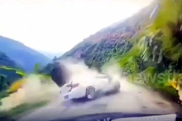 Khoảnh khắc tảng đá 