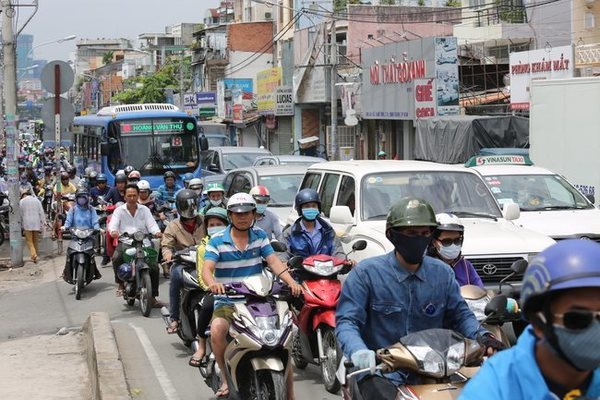 HCM City seeks to reduce vehicle emissions
