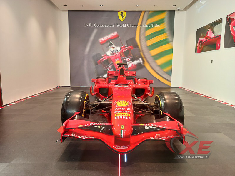 Ngắm mẫu xe đua F1 triệu đô của Ferrari tại Việt Nam