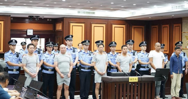 4 lần bòn rút tiền thuê giết đối thủ cạnh tranh dẫn đến bị lộ