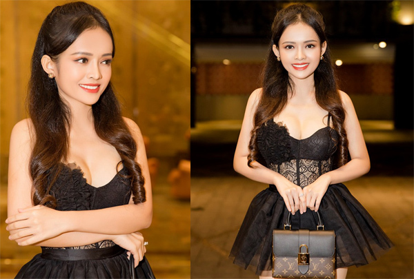 Diễn viên đóng cảnh nóng khi chưa đầy 18 tuổi diện váy ren sexy khoe eo 54cm