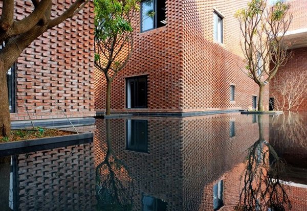 Three Vietnamese buildings win Dezeen architecture awards