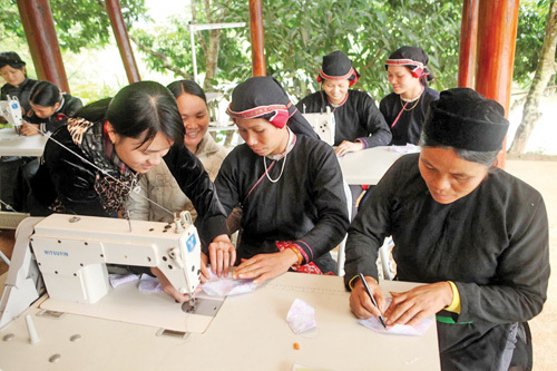 9 tháng đào tạo nghề được cho 450 nghìn lao động nông thôn, khuyết tật và dân tộc