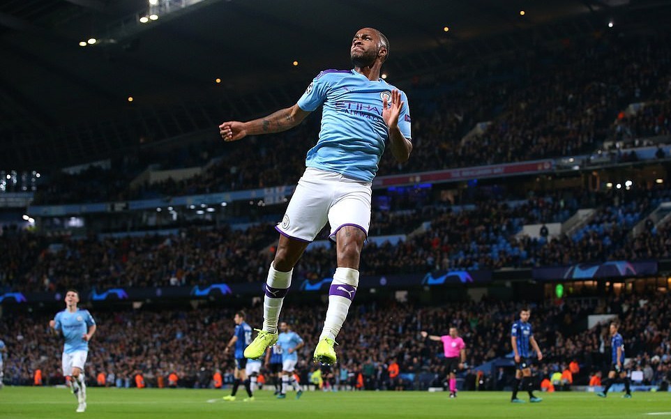 Sterling và Aguero, chói sáng Man City 'nghiền nát' Atalanta