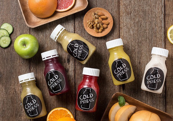 Chuyên gia chỉ sự thật phũ phàng về nước ép hoa quả đóng chai