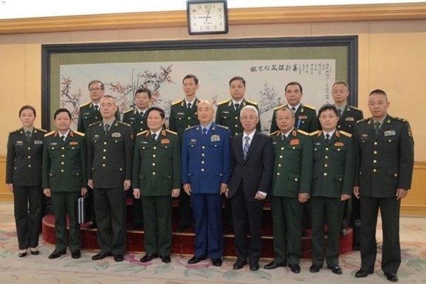 Vietnam, China forge defence cooperation