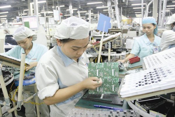 Foreign capital pouring into Vietnam: an opportunity or a challenge?