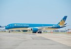 Vietnam Airlines raises salary for its pilots