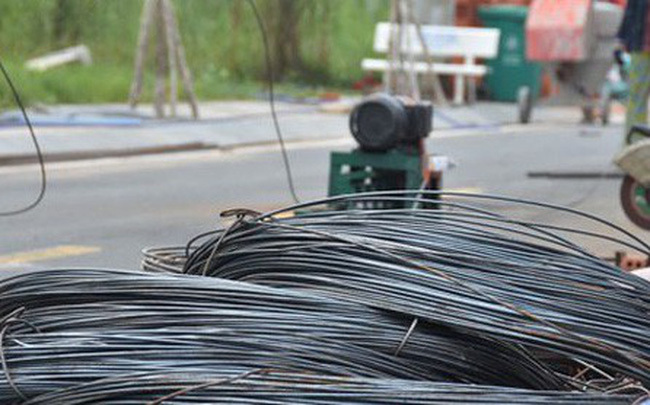 VN steel manufacturers face difficulties as prices drop and inventories rise