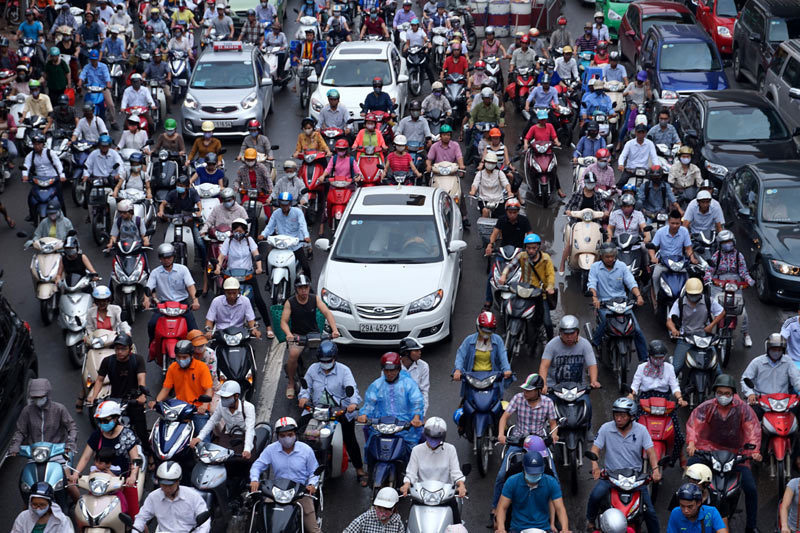 Hà Nội sẽ cấm xe máy, thu phí ô tô nội đô năm 2030