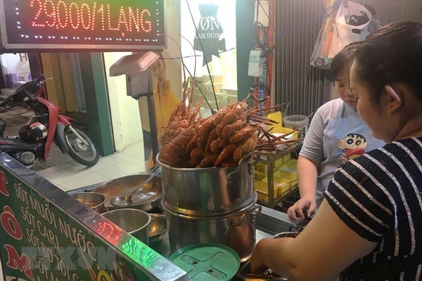 HCM City ranked as world's fourth best hub for street food