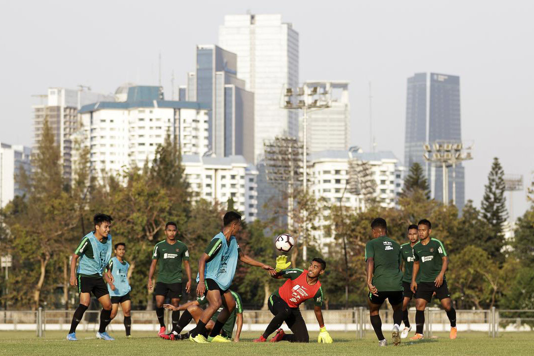 U22 Indonesia luyện chiêu đấu U22 Việt Nam