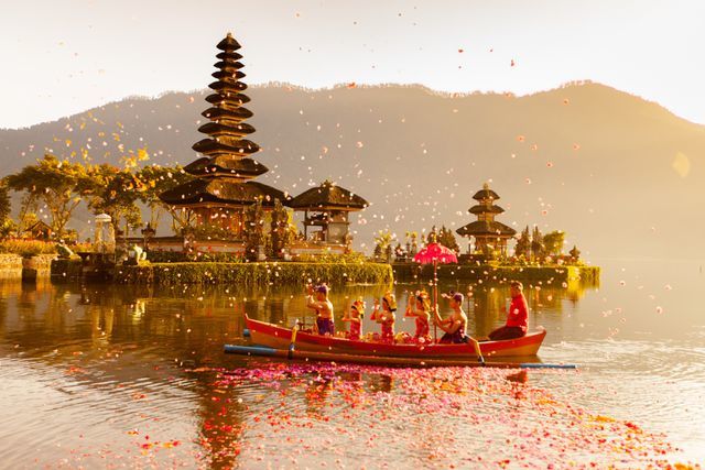 Chọn tour du lịch Tết nằm trọn trong 7 ngày nghỉ lễ