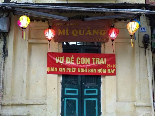 Những lý do nghỉ bán hàng 'bá đạo' của các chủ quán vui tính