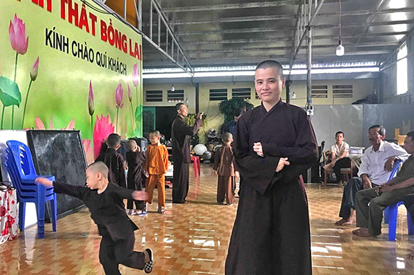 Diễn biến mới vụ 50 người đập phá nơi ở của 5 chú tiểu thi 'Thách thức danh hài'