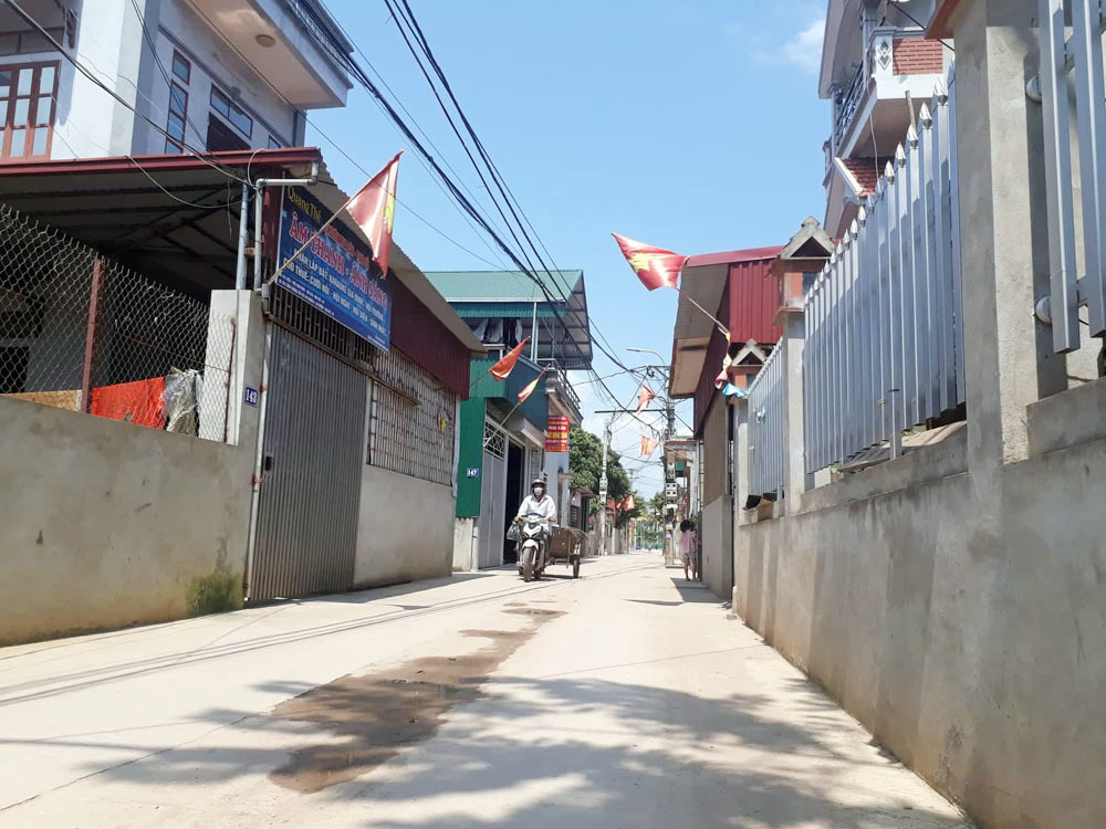 Người dân hiến đất, mở đường chung tay xây dựng nông thôn mới