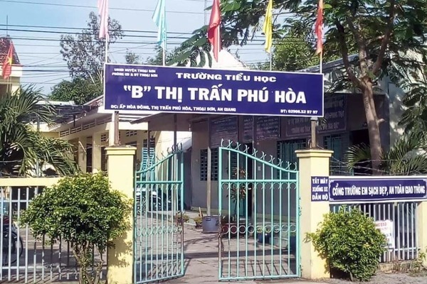 Thực hư lá đơn cha gửi đơn cho Bộ trưởng xin cho con gái ở lại lớp 1