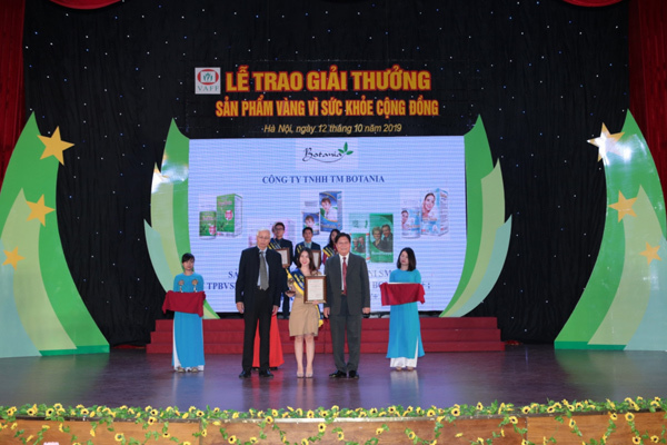 Công ty Botania lần thứ 4 nhận giải thưởng 'Sản phẩm vàng vì sức khỏe cộng đồng'