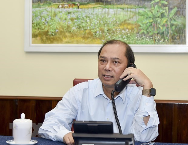 Vietnamese Deputy FM makes phone call to British official over lorry deaths