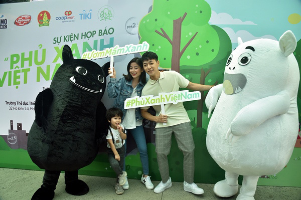 Chung tay góp quỹ trồng hơn 3 vạn cây xanh