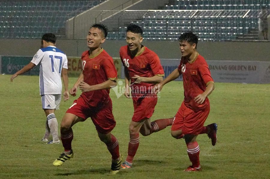U21 Việt Nam thắng đậm đội bóng thầy Park giới thiệu