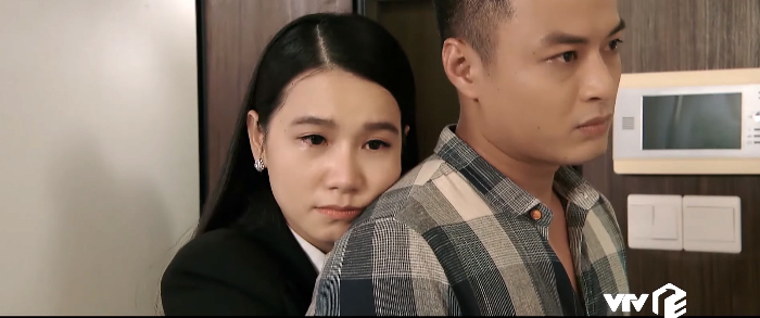 'Hoa hồng trên ngực trái' tập 26, San nhờ Dung giúp Khuê giành lại con từ Thái