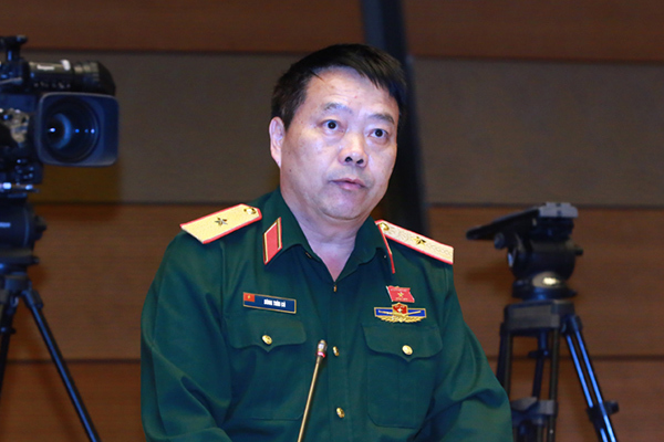 Tướng Sùng Thìn Cò: Phải tin Đảng, Nhà nước, không tin kẻ tung tin xấu trên mạng