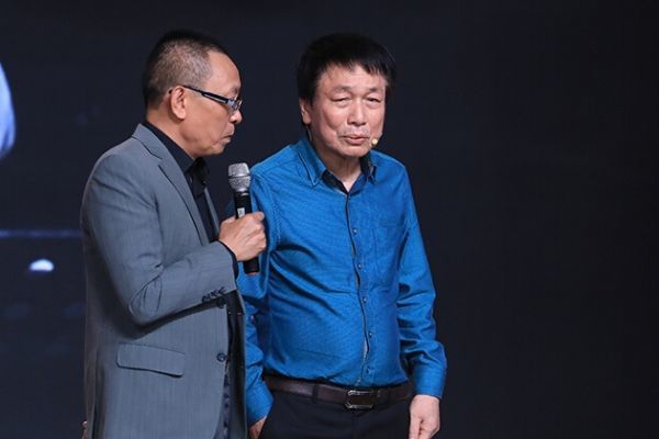 Phú Quang nghẹn ngào kể về người đồng hương bỏ mạng nơi xứ người