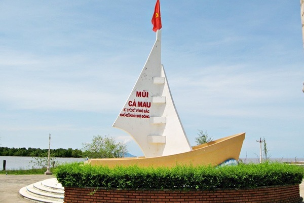 Nghe VietNamNet: Di dời biểu tượng con tàu Mũi Cà Mau đến điểm chống sạt lở