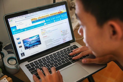 Legal framework lags behind e-commerce development in Vietnam