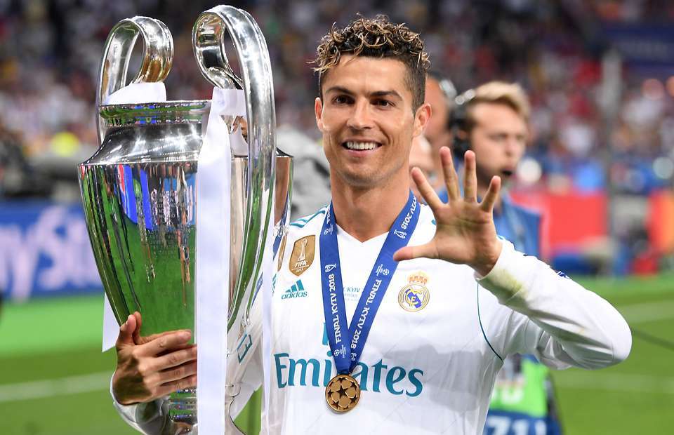 Real Madrid thêm bẽ bàng vì Ronaldo bỏ sang Juventus