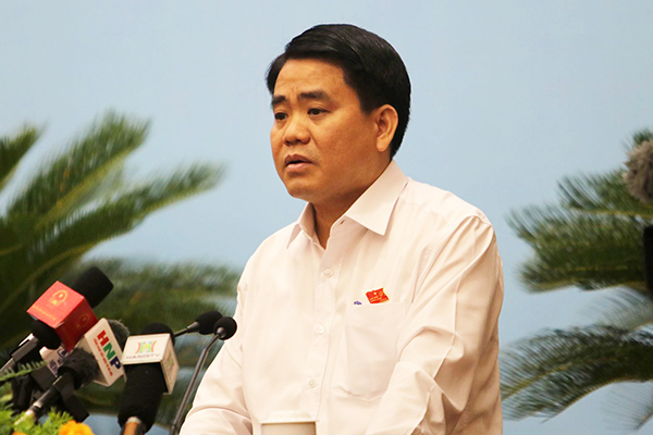 Nước sông Đuống chưa nghiệm thu đã bán, Chủ tịch Hà Nội vẫn khen