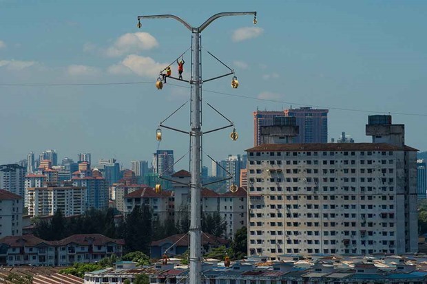 Singapore wants to connect power network with neighbouring countries