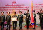 Vietnam confers Gold Star Order on Lao People’s Army