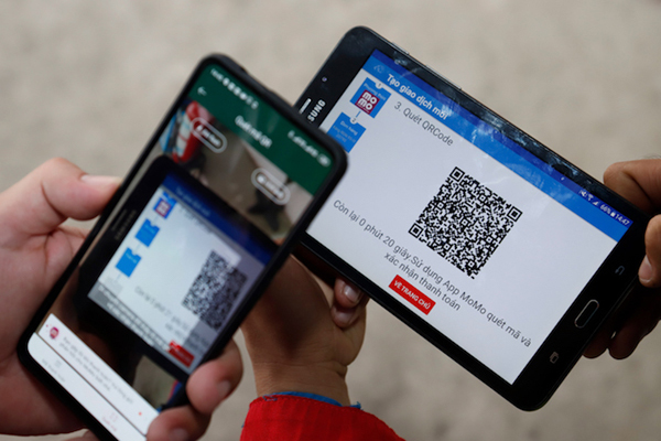 Muốn người Việt bỏ xài tiền mặt, ví điện tử cần tiếp thị tường minh hơn